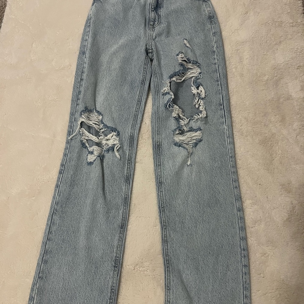 PacSun Light Blue Distressed 90s boyfriend